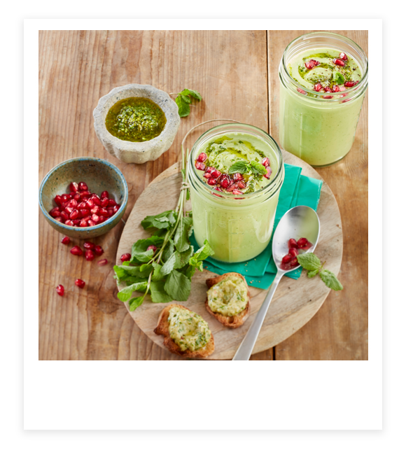 Kalte Avocado-Gurkensuppe