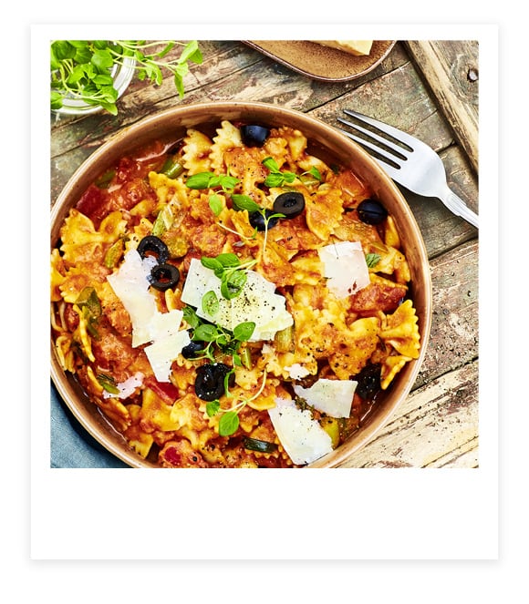 Schnelle One-Pot-Pasta mit Paprika-Tomatensoße